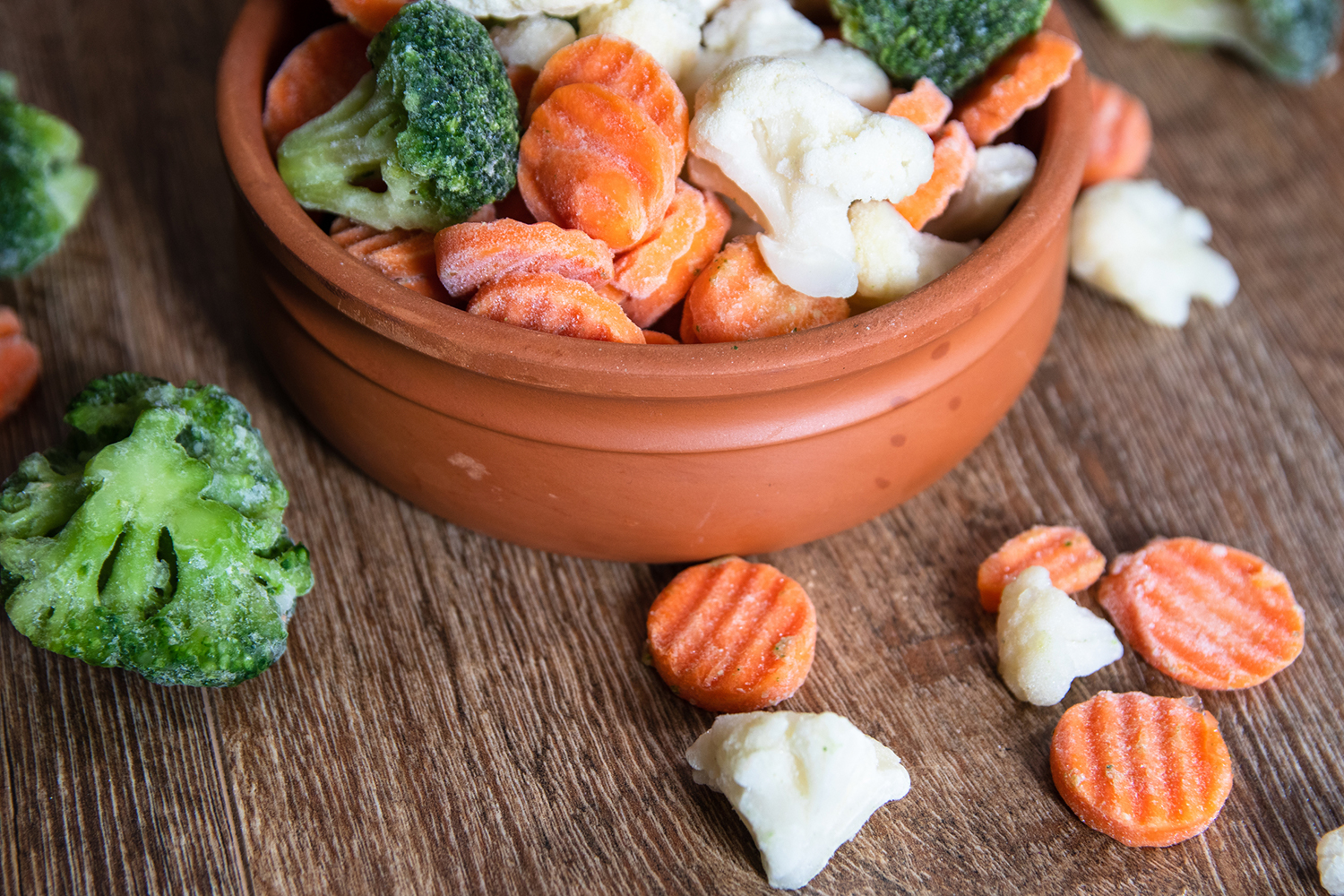 Frozen organic cauliflower, broccoli and carrots